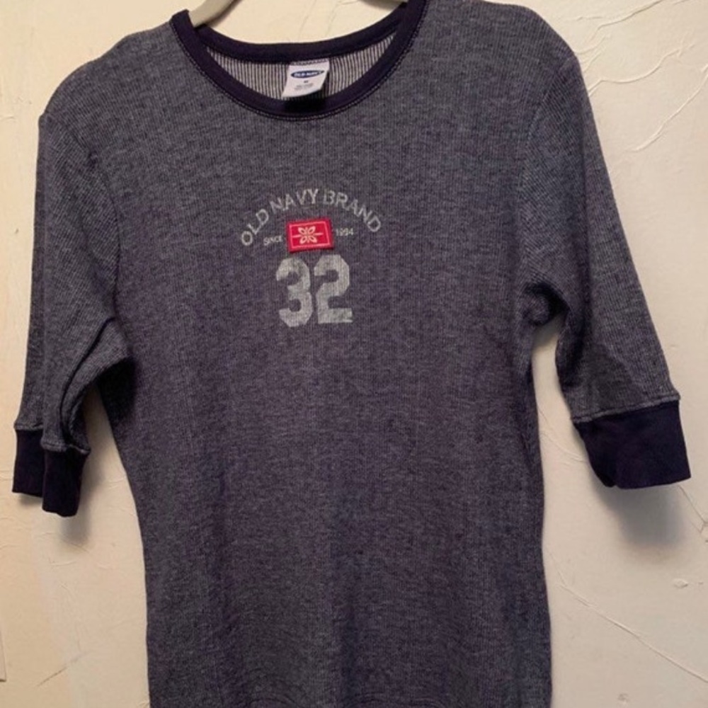 Old Navy T Shirt